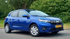 Blauw Gebruikt 2023 Dacia Sandero Expression Hatchback | € 15.950 (Eerlijke prijs)
