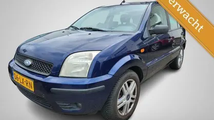 Blauw Gebruikt 2003 Ford Fusion MPV | € 1.750 (Eerlijke prijs)
