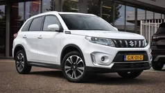 Gebruikt 2023 Suzuki Vitara Style SUV | € 25.485 (Eerlijke prijs)