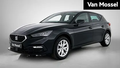 Zwart Occasion 2022 Seat Leon Business Hatchback | € 17.944 (Goede deal)