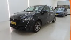 Gebruikt 2023 Peugeot e-208 Active Hatchback | € 15.890 (Super prijs)