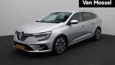 Highlandgrijs kqa Gebruikt 2023 Renault Mégane GrandTour Techno Stationwagen | € 25.425 (Eerlijke prijs)