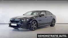 Zwart Gebruikt 2025 BMW i5 M Sport Sedan | € 68.900 (Goede deal)