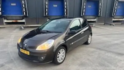 Occasion Renault Clio II Dynamique 137 PK (100 kW) 2008 Hatchback