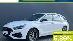 Wit Nieuw 2025 Hyundai i30 Comfort Stationwagen | € 32.941 (Eerlijke prijs)