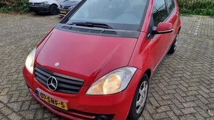 Rood Gebruikt 2011 Mercedes A160 MPV | € 1.950 (Super prijs)