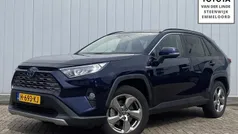 Blauw Gebruikt 2019 Toyota RAV4 Hybrid Edition SUV | € 30.800 (Eerlijke prijs)