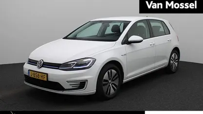 Wit Gebruikt 2020 VW e-Golf Hatchback | € 12.400 (Goede deal)