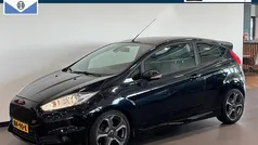 Zwart Gebruikt 2014 Ford Fiesta ST Hatchback | € 13.950 (Eerlijke prijs)