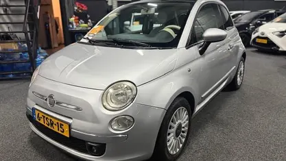 Wit (metallic) Gebruikt 2009 Fiat 500 Hatchback | € 3.750 (Eerlijke prijs)
