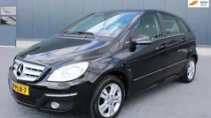 Zwart Gebruikt 2011 Mercedes B180 Business MPV | € 6.950 (Eerlijke prijs)