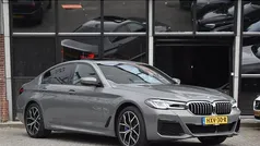Grijs Gebruikt 2021 BMW 545e Executive Sedan | € 46.950 (Goede deal)