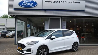 Wit Occasion 2023 Ford Fiesta ST-Line Hatchback | € 18.940 (Eerlijke prijs)