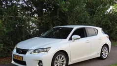 Wit Gebruikt 2011 Lexus CT200h Hatchback | € 9.950 (Eerlijke prijs)