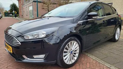 Occasion 2016 Ford Focus Titanium Hatchback | € 7.450 (Eerlijke prijs)