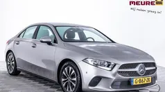 Grijs Gebruikt 2020 Mercedes A200 Business Sedan | € 24.900 (Super prijs)