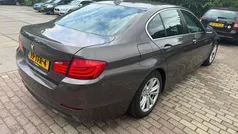 Bruin Gebruikt 2012 BMW 520 Executive Sedan | € 7.950 (Eerlijke prijs)