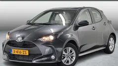 Gebruikt 2024 Toyota Yaris Hybrid Active Hatchback | € 23.950 (Eerlijke prijs)