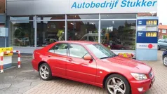 Oranje Gebruikt 1999 Lexus IS200 Sedan | € 3.995 (Eerlijke prijs)