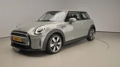 Grijs Gebruikt 2021 Mini ONE Hatchback | € 19.900 (Eerlijke prijs)