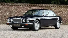 Blauw Gebruikt 1985 Jaguar XJ12 Sedan | € 24.500