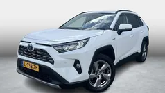Wit Gebruikt 2021 Toyota RAV4 SUV | € 28.999 (Goede deal)