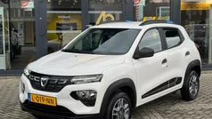 Wit Gebruikt 2021 Dacia Spring Comfort Hatchback | € 11.640 (Eerlijke prijs)