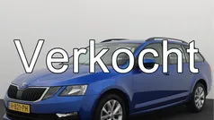 Blauw Gebruikt 2020 Skoda Octavia Business Line Stationwagen | € 15.183 (Eerlijke prijs)
