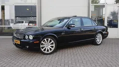 Zwart, metallic lak Gebruikt 2008 Jaguar XJ Executive Sedan | € 19.950 (Eerlijke prijs)