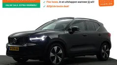 Zwart Gebruikt 2021 Volvo XC40 R-Design SUV | € 34.900 (Eerlijke prijs)