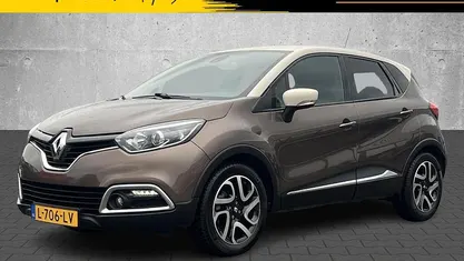 Bruin Gebruikt 2015 Renault Captur Dynamique SUV | € 12.450 (Goede deal)