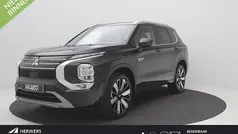 Gebruikt 2025 Mitsubishi Outlander Instyle SUV | € 60.999 (Eerlijke prijs)