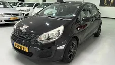 Zwart Gebruikt 2012 Kia Rio Comfort Hatchback | € 5.500 (Eerlijke prijs)