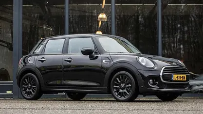 Occasion Mini ONE Chili 102 PK (75 kW) 2021 Zwart Hatchback