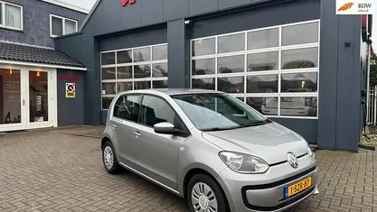 Grijs Gebruikt 2013 VW up! Move Hatchback | € 6.950 (Eerlijke prijs)