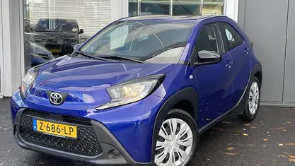 Gebruikt 2024 Toyota Aygo X Play SUV | € 19.750 (Eerlijke prijs)