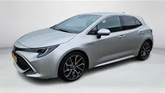 Grijs Gebruikt 2020 Toyota Corolla Executive Hatchback | € 24.950 (Eerlijke prijs)