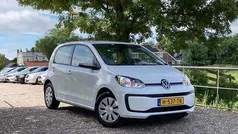 Gebruikt 2020 VW up! Move Hatchback | € 7.975 (Eerlijke prijs)