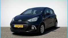 Zwart Gebruikt 2015 Hyundai i10 Comfort Hatchback | € 7.450 (Eerlijke prijs)
