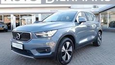 Grijs Gebruikt 2020 Volvo XC40 Momentum SUV | € 32.895 (Eerlijke prijs)