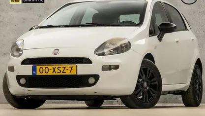 Wit Occasion 2012 Fiat Punto Sport Hatchback | € 4.245 (Eerlijke prijs)