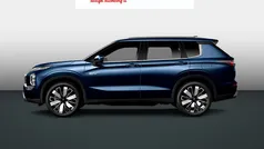 Cosmic blue metallic (donker blauw metallic) Nieuw 2025 Mitsubishi Outlander P-HEV Edition SUV | € 54.900 (Eerlijke prijs)