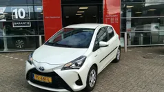 Gebruikt 2017 Toyota Yaris Hybrid Hatchback | € 14.950 (Eerlijke prijs)