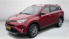 Rood Gebruikt 2018 Toyota RAV4 Hybrid Style SUV | € 27.935 (Eerlijke prijs)