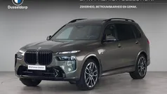 Groen Gebruikt 2025 BMW X7 M Sport SUV | € 134.950 (Eerlijke prijs)