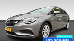 Grijs Gebruikt 2017 Opel Astra Edition Stationwagen | € 10.940 (Eerlijke prijs)