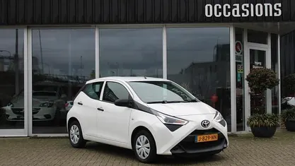 Gebruikt 2020 Toyota Aygo Hatchback | € 9.950 (Goede deal)