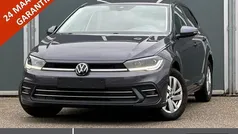 Grijs Gebruikt 2022 VW Polo Style Hatchback | € 18.395 (Eerlijke prijs)