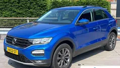 Blauw Gebruikt 2020 VW T-Roc Style SUV | € 23.940 (Eerlijke prijs)
