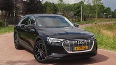 Zwart Gebruikt 2020 Audi e-tron Basis SUV | € 28.490 (Goede deal)